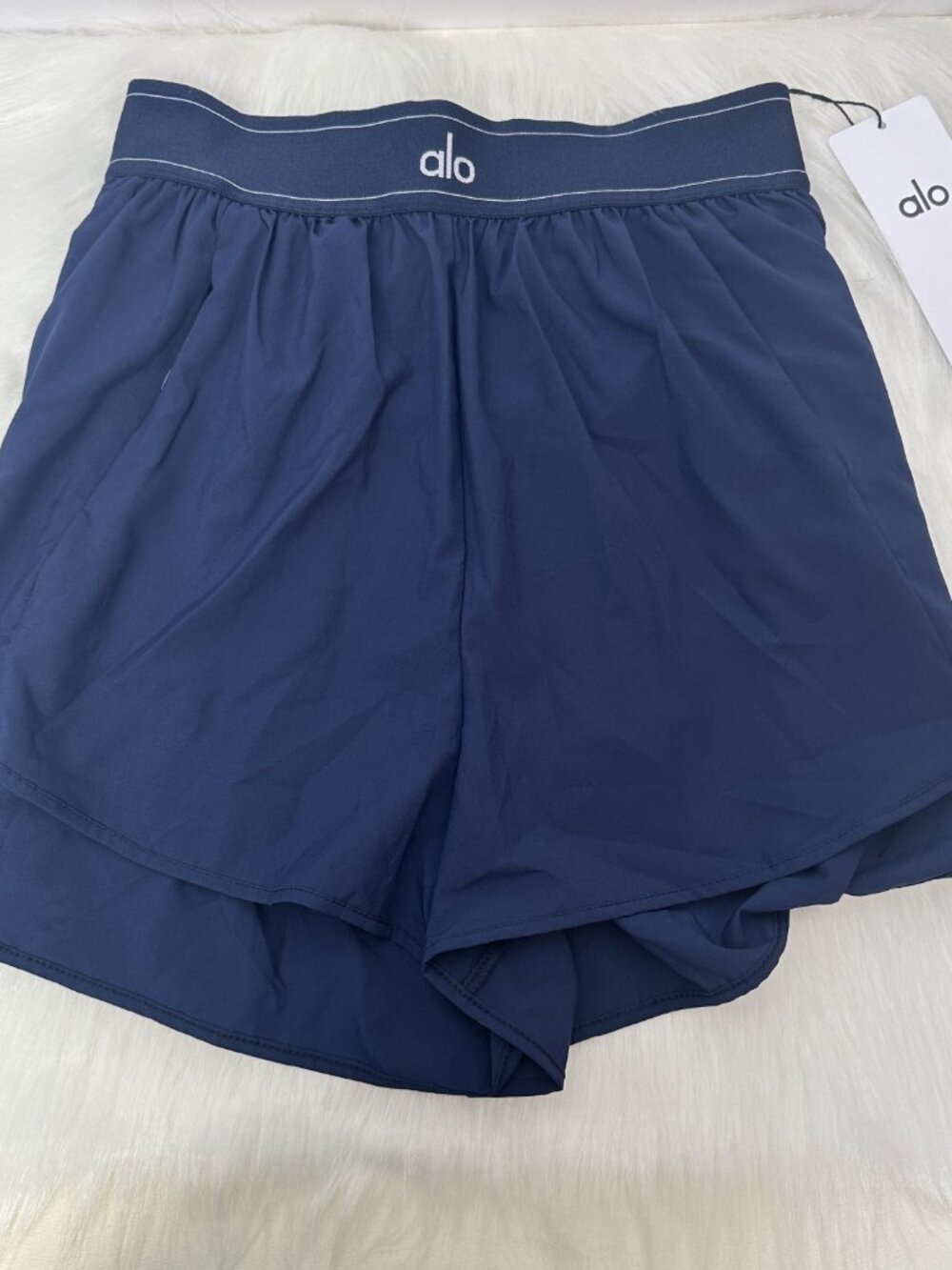 Alo Yoga Blue Athletic Shorts, Size M - Picture 2 of 7